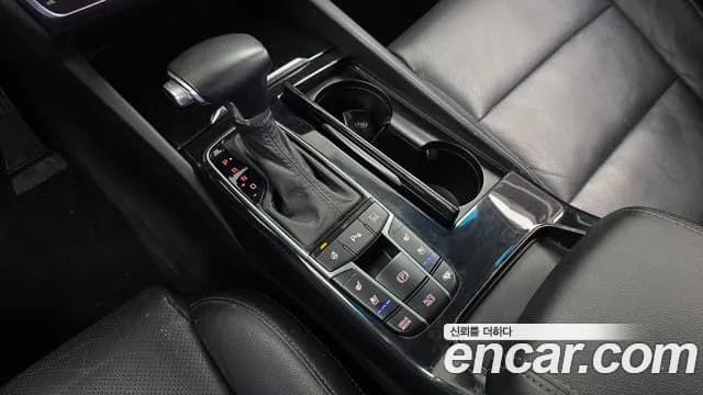 2019 Kia All New K7 2.4 GDI Prestige Sold VIN KNALB415BKA164503 – trunk area 2019 Kia All New K7 2.4 GDI Prestige Sold VIN KNALB415BKA164503 – trunk area