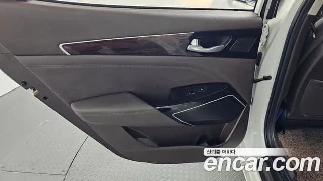 2019 Kia All New K7 2.4 GDI Prestige Sold VIN KNALB415BKA174292 – photo 30 2019 Kia All New K7 2.4 GDI Prestige Sold VIN KNALB415BKA174292 – photo 30