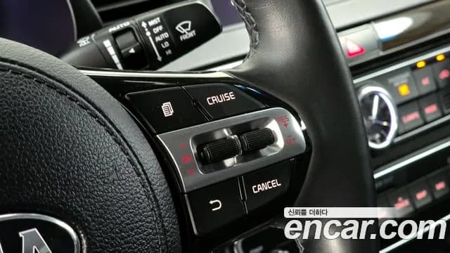 2018 Kia All New K7 3.0 GDI Prestige Sold VIN KNALB416BJA132391 – trunk area 2018 Kia All New K7 3.0 GDI Prestige Sold VIN KNALB416BJA132391 – trunk area