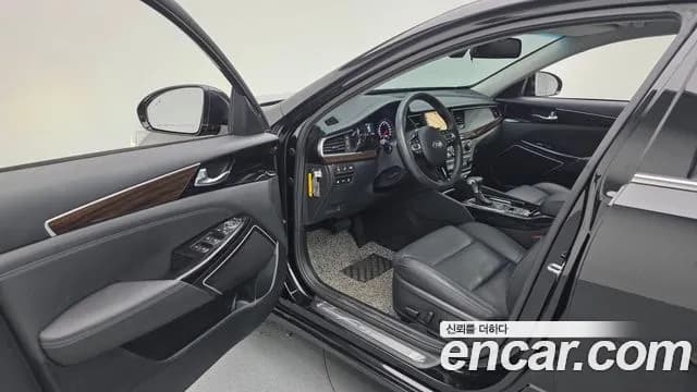 2019 Kia All New K7 3.0 GDI Noblesse Sold VIN KNALB416BKA163108 – trunk area 2019 Kia All New K7 3.0 GDI Noblesse Sold VIN KNALB416BKA163108 – trunk area