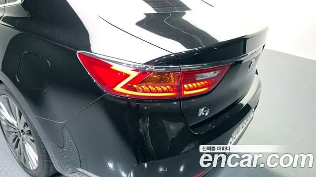 2019 Kia All New K7 3.0 GDI Noblesse Sold VIN KNALB416BKA168256 – rear exterior 2019 Kia All New K7 3.0 GDI Noblesse Sold VIN KNALB416BKA168256 – rear exterior