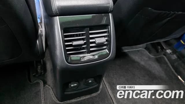 2019 Kia All New K7 3.0 GDI Noblesse Sold VIN KNALB416BKA168256 – exterior detail 2019 Kia All New K7 3.0 GDI Noblesse Sold VIN KNALB416BKA168256 – exterior detail
