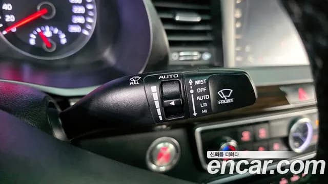 2019 Kia All New K7 3.0 GDI Noblesse Sold VIN KNALB416BKA168256 – undercarriage 2019 Kia All New K7 3.0 GDI Noblesse Sold VIN KNALB416BKA168256 – undercarriage