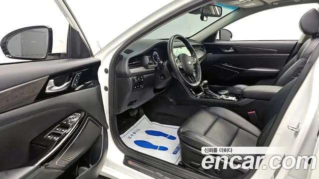 2020 Kia K7 Premier 3.0 LPI Trendy(Rented Car) Sold VIN KNALB418BLA229264 – front exterior 2020 Kia K7 Premier 3.0 LPI Trendy(Rented Car) Sold VIN KNALB418BLA229264 – front exterior