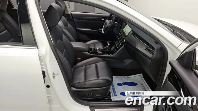 2020 Kia K7 Premier 3.0 LPI Trendy(Rented Car) Sold VIN KNALB418BLA229264 – photo 12 2020 Kia K7 Premier 3.0 LPI Trendy(Rented Car) Sold VIN KNALB418BLA229264 – photo 12