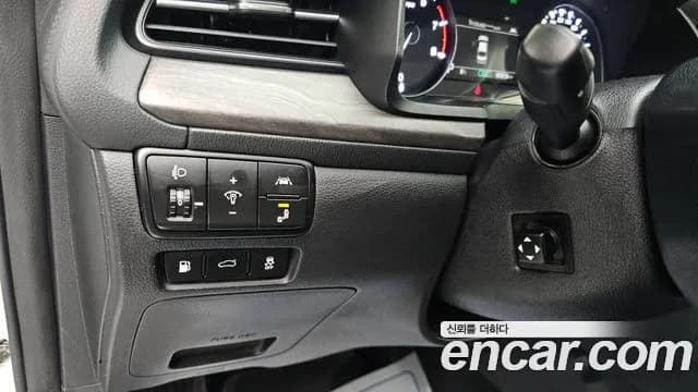 2020 Kia K7 Premier 3.0 LPI Trendy(Rented Car) Sold VIN KNALB418BLA229264 – photo 17 2020 Kia K7 Premier 3.0 LPI Trendy(Rented Car) Sold VIN KNALB418BLA229264 – photo 17