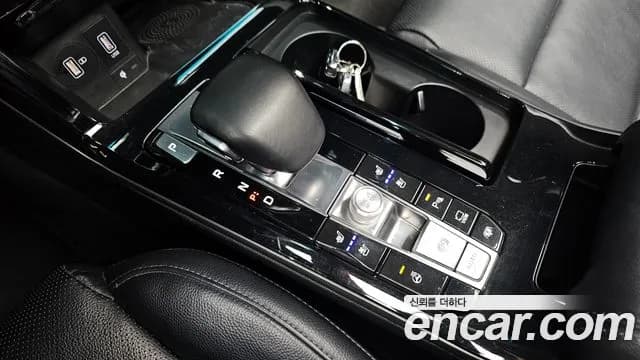 2020 Kia K7 Premier 3.0 LPI Trendy(Rented Car) Sold VIN KNALB418BLA236796 – front exterior 2020 Kia K7 Premier 3.0 LPI Trendy(Rented Car) Sold VIN KNALB418BLA236796 – front exterior