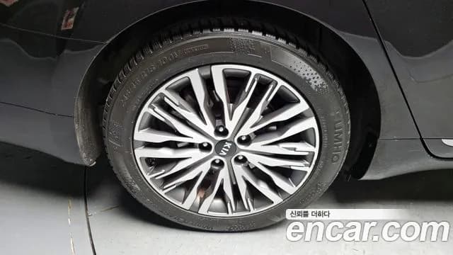 2020 Kia K7 Premier 3.0 LPI Trendy(Rented Car) Sold VIN KNALB418BLA236796 – photo 25 2020 Kia K7 Premier 3.0 LPI Trendy(Rented Car) Sold VIN KNALB418BLA236796 – photo 25
