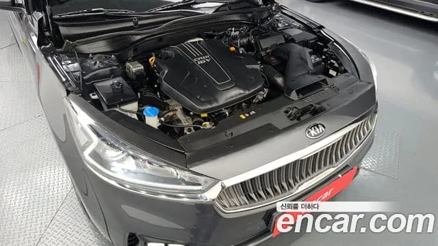 2017 Kia All New K7 2.2 Diesel Prestige Sold VIN KNALB41ABHA054711 – exterior detail 2017 Kia All New K7 2.2 Diesel Prestige Sold VIN KNALB41ABHA054711 – exterior detail