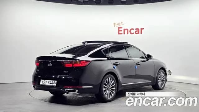 2017 Kia All New K7 2.2 Diesel Limited Edition Sold VIN KNALB41ABHA059019 – interior seats 2017 Kia All New K7 2.2 Diesel Limited Edition Sold VIN KNALB41ABHA059019 – interior seats