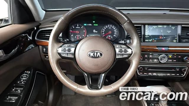 2017 Kia All New K7 2.2 Diesel Limited Edition Sold VIN KNALB41ABHA059509 – exterior detail 2017 Kia All New K7 2.2 Diesel Limited Edition Sold VIN KNALB41ABHA059509 – exterior detail