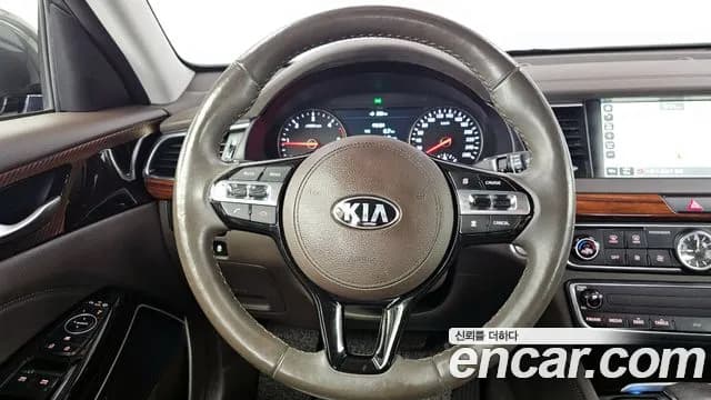 2017 Kia All New K7 2.2 Diesel Limited Edition Sold VIN KNALB41ABHA059946 – dashboard 2017 Kia All New K7 2.2 Diesel Limited Edition Sold VIN KNALB41ABHA059946 – dashboard