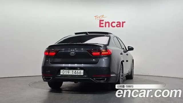 2017 Kia All New K7 2.2 Diesel Limited Sold VIN KNALB41ABHA067312 – dashboard 2017 Kia All New K7 2.2 Diesel Limited Sold VIN KNALB41ABHA067312 – dashboard