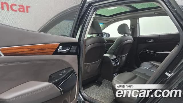 2017 Kia All New K7 2.2 Diesel Limited Sold VIN KNALB41ABHA067313 – side profile 2017 Kia All New K7 2.2 Diesel Limited Sold VIN KNALB41ABHA067313 – side profile