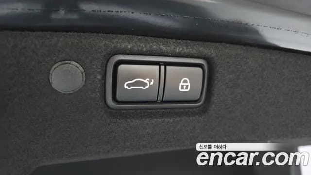 2017 Kia All New K7 2.2 Diesel Limited Sold VIN KNALB41ABHA070231 – engine bay 2017 Kia All New K7 2.2 Diesel Limited Sold VIN KNALB41ABHA070231 – engine bay