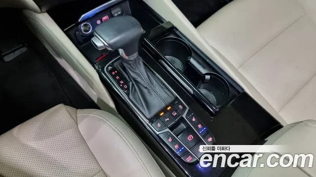 2017 Kia All New K7 2.2 Diesel Limited Sold VIN KNALB41ABHA077420 – rear exterior 2017 Kia All New K7 2.2 Diesel Limited Sold VIN KNALB41ABHA077420 – rear exterior