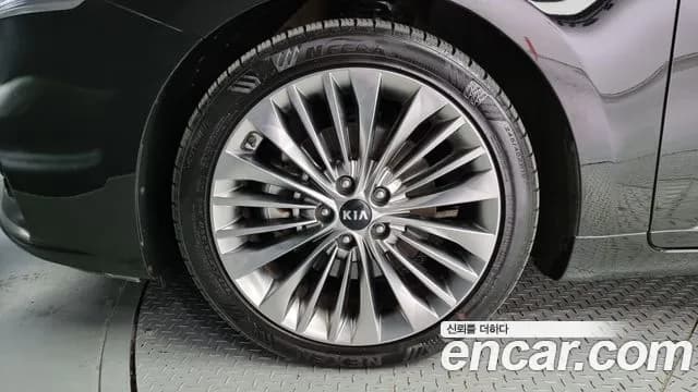 2017 Kia All New K7 2.2 Diesel Limited Sold VIN KNALB41ABHA077420 – photo 18 2017 Kia All New K7 2.2 Diesel Limited Sold VIN KNALB41ABHA077420 – photo 18