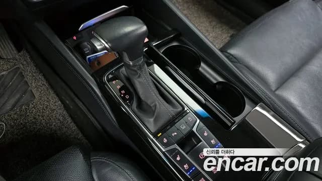 2017 Kia All New K7 2.2 Diesel Limited Sold VIN KNALB41ABHA080744 – engine bay 2017 Kia All New K7 2.2 Diesel Limited Sold VIN KNALB41ABHA080744 – engine bay