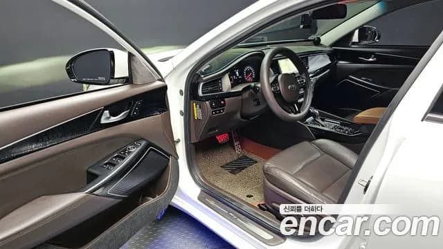 2017 Kia All New K7 2.2 Diesel Prestige Sold VIN KNALB41ABHA082189 – undercarriage 2017 Kia All New K7 2.2 Diesel Prestige Sold VIN KNALB41ABHA082189 – undercarriage