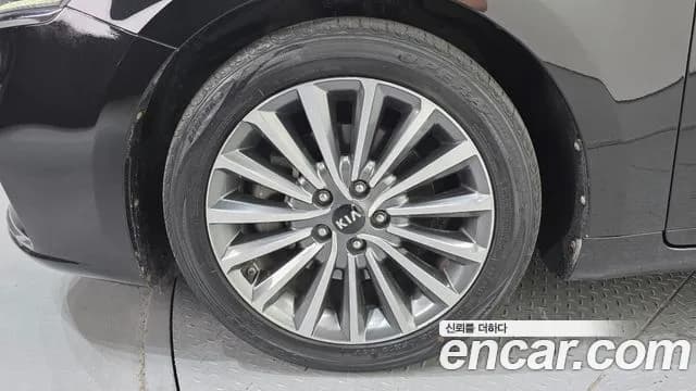 2017 Kia All New K7 2.2 Diesel Limited Sold VIN KNALB41ABHA084695 – photo 16 2017 Kia All New K7 2.2 Diesel Limited Sold VIN KNALB41ABHA084695 – photo 16