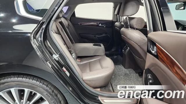 2017 Kia All New K7 2.2 Diesel Limited Sold VIN KNALB41ABHA087068 – dashboard 2017 Kia All New K7 2.2 Diesel Limited Sold VIN KNALB41ABHA087068 – dashboard