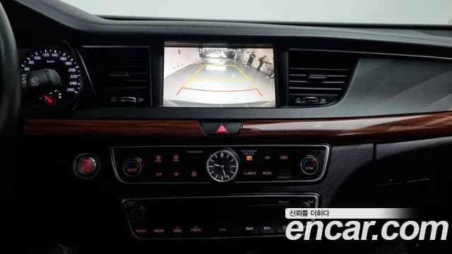 2017 Kia All New K7 2.2 Diesel Limited Sold VIN KNALB41ABHA113796 – rear exterior 2017 Kia All New K7 2.2 Diesel Limited Sold VIN KNALB41ABHA113796 – rear exterior