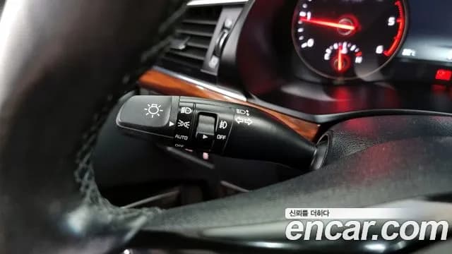 2017 Kia All New K7 2.2 Diesel Limited Sold VIN KNALB41ABHA113796 – side profile 2017 Kia All New K7 2.2 Diesel Limited Sold VIN KNALB41ABHA113796 – side profile