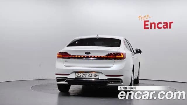 2020 Kia K7 Premier 2.5 GDI Prestige Sold VIN KNALB41BBLA215882 – trunk area 2020 Kia K7 Premier 2.5 GDI Prestige Sold VIN KNALB41BBLA215882 – trunk area