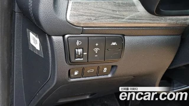 2020 Kia K7 Premier 2.5 GDI Prestige Sold VIN KNALB41BBLA235946 – front exterior 2020 Kia K7 Premier 2.5 GDI Prestige Sold VIN KNALB41BBLA235946 – front exterior