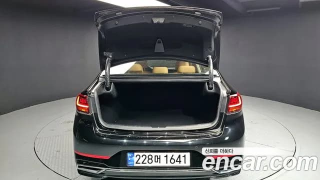 2020 Kia K7 Premier 2.5 GDI Prestige Sold VIN KNALB41BBLA235946 – side profile 2020 Kia K7 Premier 2.5 GDI Prestige Sold VIN KNALB41BBLA235946 – side profile