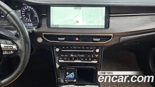 2021 Kia K7 Premier 2.5 GDI Prestige Sold VIN KNALB41BBMA242022 – undercarriage 2021 Kia K7 Premier 2.5 GDI Prestige Sold VIN KNALB41BBMA242022 – undercarriage