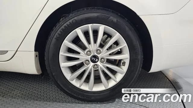 2021 Kia K7 Premier 2.5 GDI Prestige Sold VIN KNALB41BBMA242636 – photo 12 2021 Kia K7 Premier 2.5 GDI Prestige Sold VIN KNALB41BBMA242636 – photo 12