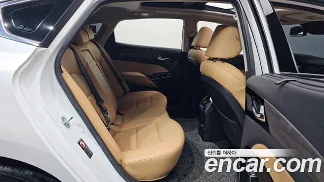 2021 Kia K7 Premier 2.5 GDI Prestige Sold VIN KNALB41BBMA242636 – photo 17 2021 Kia K7 Premier 2.5 GDI Prestige Sold VIN KNALB41BBMA242636 – photo 17