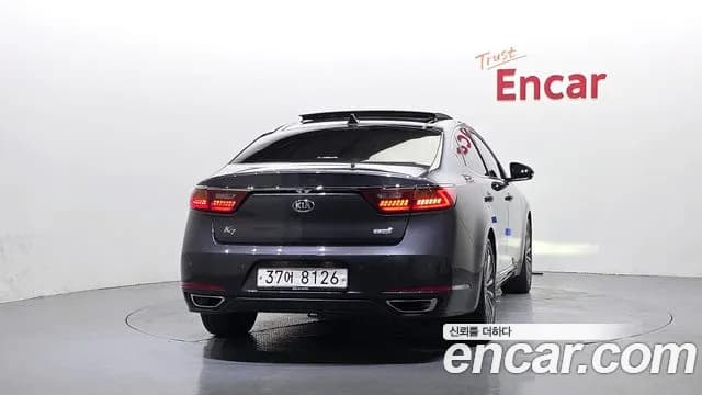 2017 Kia All New K7 Hybrid Noblesse Sold VIN KNALB41GBHA002148 – trunk area 2017 Kia All New K7 Hybrid Noblesse Sold VIN KNALB41GBHA002148 – trunk area