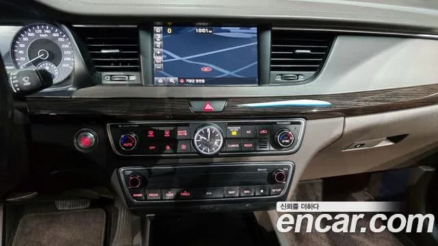 2017 Kia All New K7 Hybrid Noblesse Sold VIN KNALB41GBHA003781 – undercarriage 2017 Kia All New K7 Hybrid Noblesse Sold VIN KNALB41GBHA003781 – undercarriage
