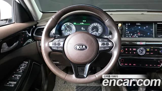 2017 Kia All New K7 Hybrid Noblesse Sold VIN KNALB41GBHA006394 – rear exterior 2017 Kia All New K7 Hybrid Noblesse Sold VIN KNALB41GBHA006394 – rear exterior