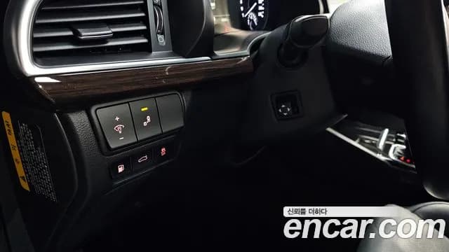2018 Kia All New K7 Hybrid Noblesse Special Sold VIN KNALB41GBJA008118 – interior seats 2018 Kia All New K7 Hybrid Noblesse Special Sold VIN KNALB41GBJA008118 – interior seats