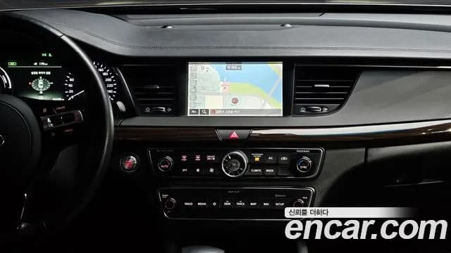 2018 Kia All New K7 Hybrid Noblesse Special Sold VIN KNALB41GBJA008118 – exterior detail 2018 Kia All New K7 Hybrid Noblesse Special Sold VIN KNALB41GBJA008118 – exterior detail