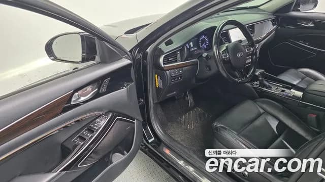2018 Kia All New K7 Hybrid Noblesse Special Sold VIN KNALB41GBJA009893 – front exterior 2018 Kia All New K7 Hybrid Noblesse Special Sold VIN KNALB41GBJA009893 – front exterior