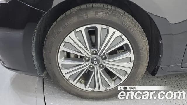 2018 Kia All New K7 Hybrid Noblesse Special Sold VIN KNALB41GBJA009893 – side profile 2018 Kia All New K7 Hybrid Noblesse Special Sold VIN KNALB41GBJA009893 – side profile