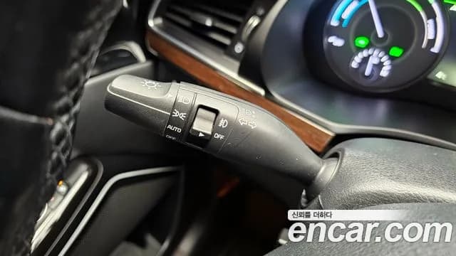 2019 Kia All New K7 Hybrid Noblesse Special Sold VIN KNALB41GBKA014572 – dashboard 2019 Kia All New K7 Hybrid Noblesse Special Sold VIN KNALB41GBKA014572 – dashboard