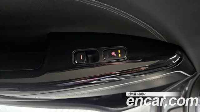 2019 Kia All New K7 Hybrid Noblesse Special Sold VIN KNALB41GBKA014572 – exterior detail 2019 Kia All New K7 Hybrid Noblesse Special Sold VIN KNALB41GBKA014572 – exterior detail