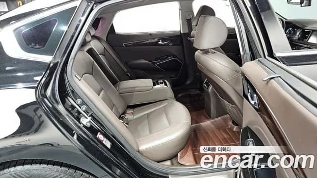 2019 Kia All New K7 Hybrid Noblesse Special Sold VIN KNALB41GBKA016143 – interior seats 2019 Kia All New K7 Hybrid Noblesse Special Sold VIN KNALB41GBKA016143 – interior seats