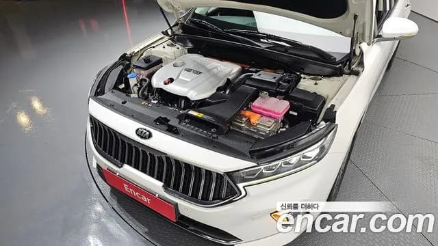 2021 Kia K7 Premier Hybrid Prestige Sold VIN KNALB41GBMA034791 – trunk area 2021 Kia K7 Premier Hybrid Prestige Sold VIN KNALB41GBMA034791 – trunk area
