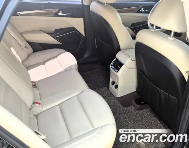 2017 Kia All New K7 3.3 GDI Limited Plus Sold VIN KNALC411BHA067646 – undercarriage 2017 Kia All New K7 3.3 GDI Limited Plus Sold VIN KNALC411BHA067646 – undercarriage
