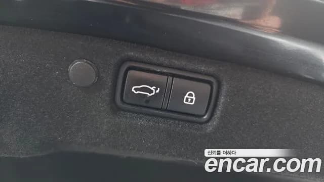 2017 Kia All New K7 3.3 GDI Limited Plus Sold VIN KNALC411BHA067646 – photo 12 2017 Kia All New K7 3.3 GDI Limited Plus Sold VIN KNALC411BHA067646 – photo 12