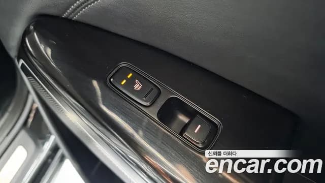 2017 Kia All New K7 3.3 GDI Limited Plus Sold VIN KNALC411BHA076480 – undercarriage 2017 Kia All New K7 3.3 GDI Limited Plus Sold VIN KNALC411BHA076480 – undercarriage