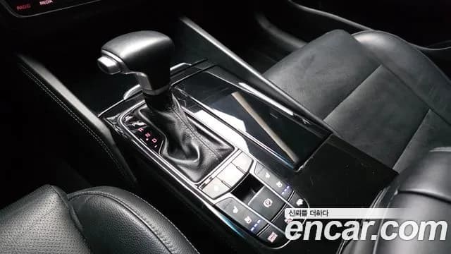 2017 Kia All New K7 3.3 GDI Limited Plus Sold VIN KNALC411BHA076480 – odometer reading 2017 Kia All New K7 3.3 GDI Limited Plus Sold VIN KNALC411BHA076480 – odometer reading
