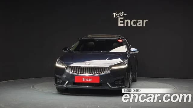 2017 Kia All New K7 3.3 GDI Limited Plus Sold VIN KNALC411BHA082306 – rear exterior 2017 Kia All New K7 3.3 GDI Limited Plus Sold VIN KNALC411BHA082306 – rear exterior