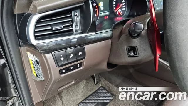 2017 Kia All New K7 3.3 GDI Noblesse Sold VIN KNALC411BHA085063 – odometer reading 2017 Kia All New K7 3.3 GDI Noblesse Sold VIN KNALC411BHA085063 – odometer reading